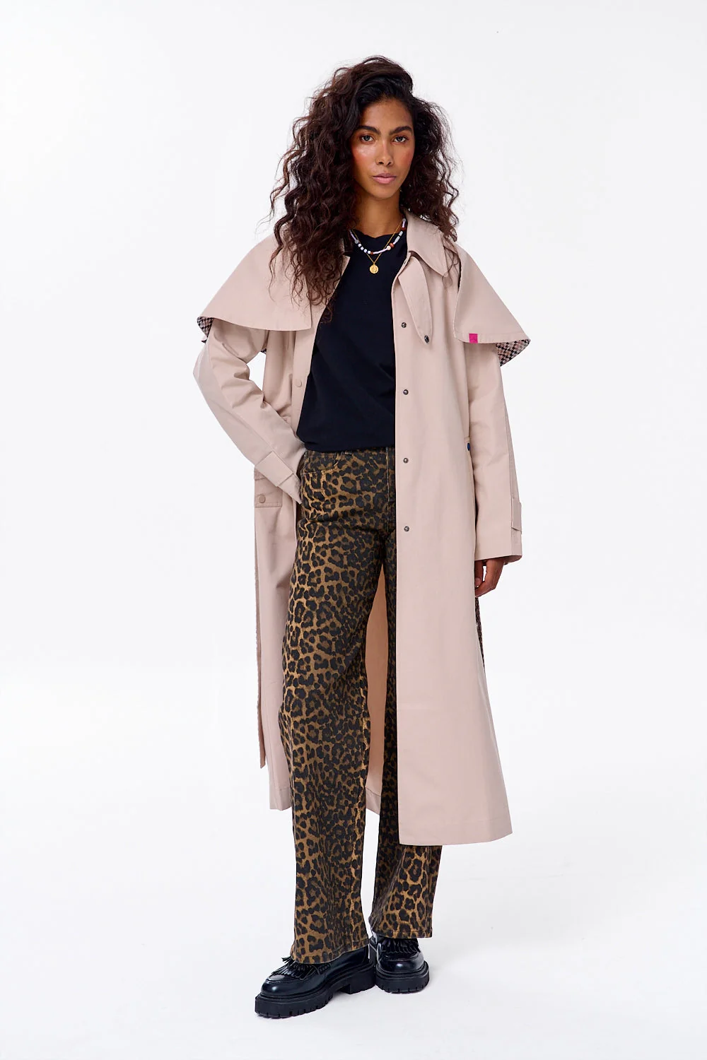 City Nomad trench coat - Image 24