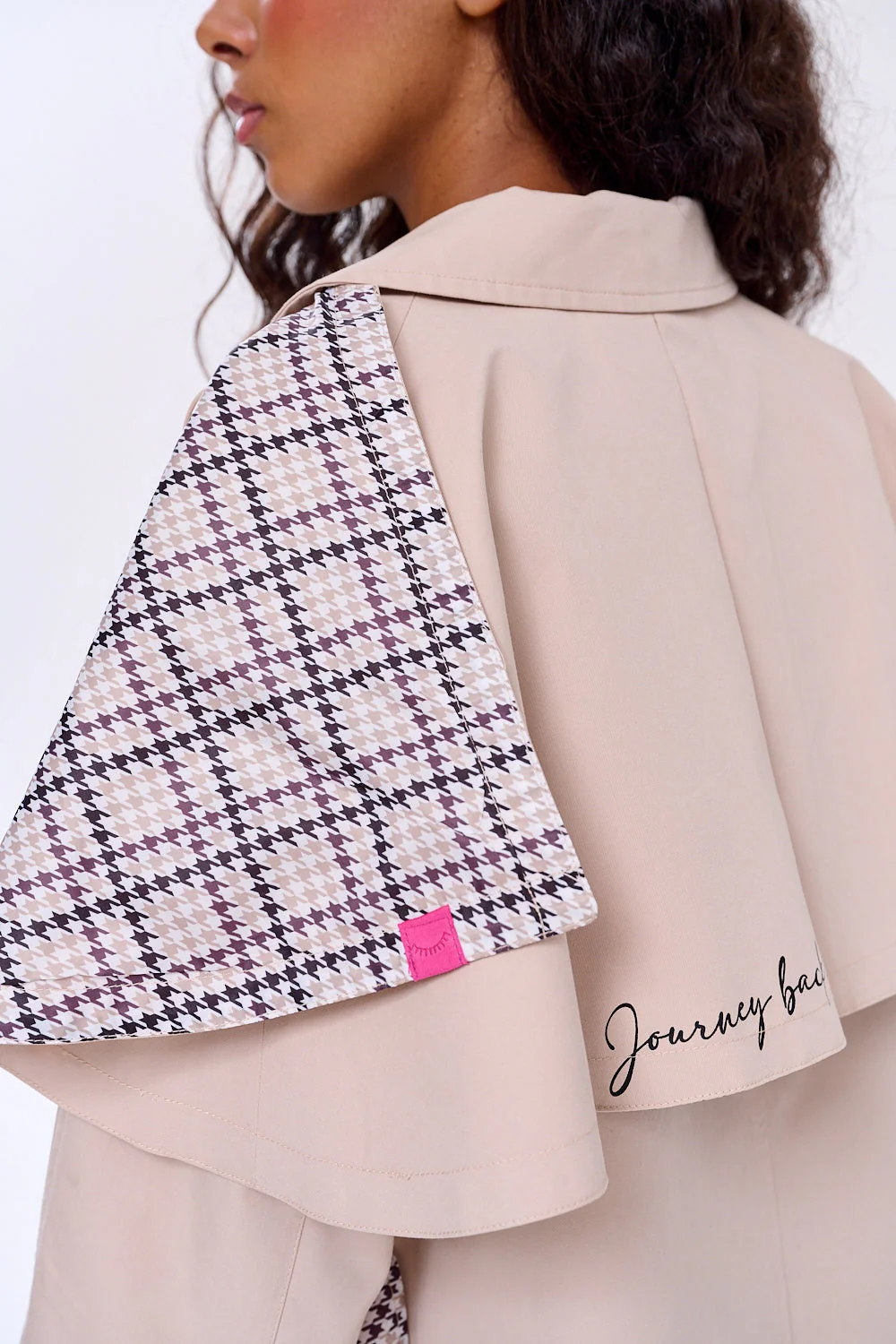 City Nomad trench coat - Image 30