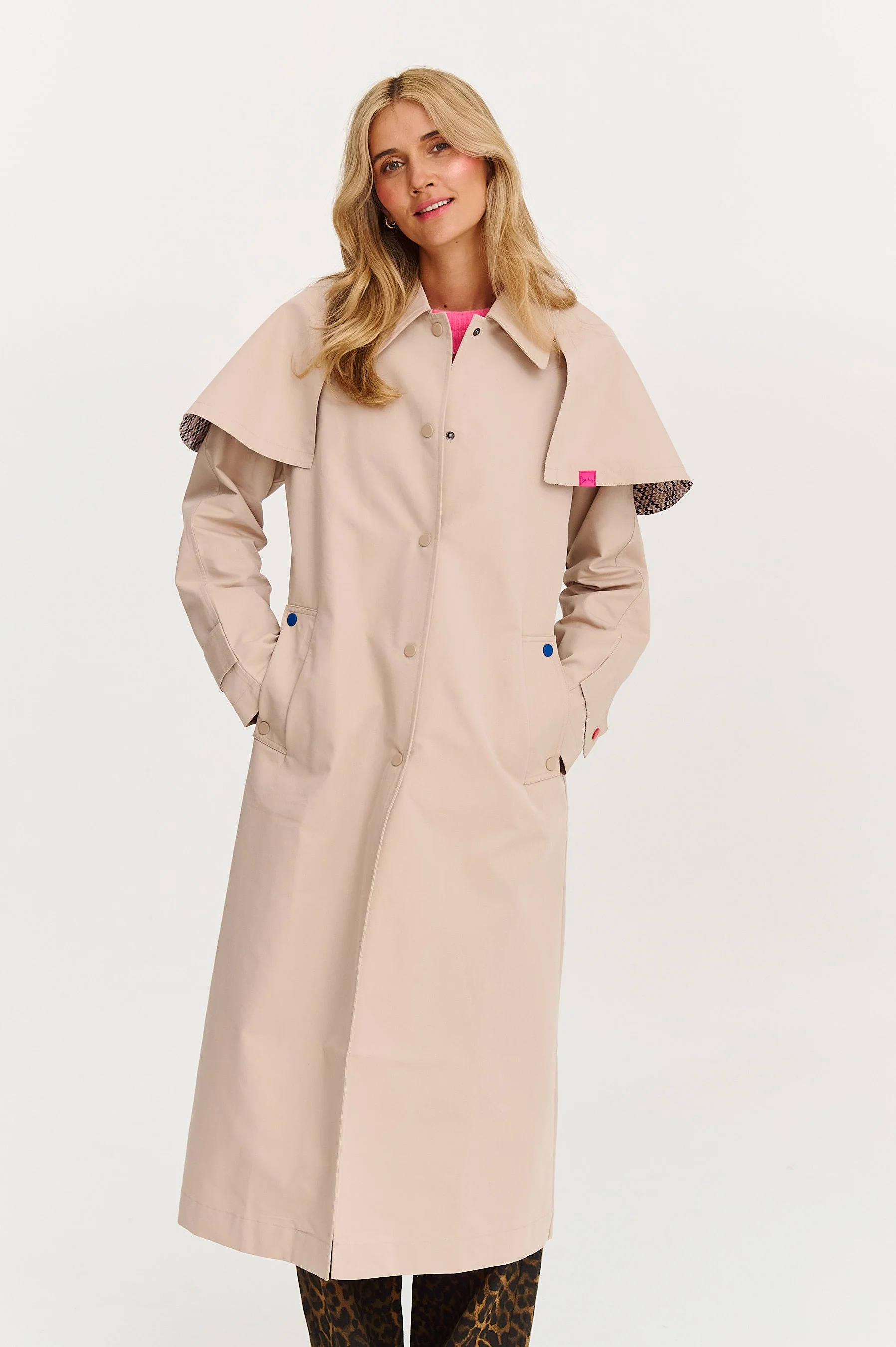 City Nomad trench coat - Image 37