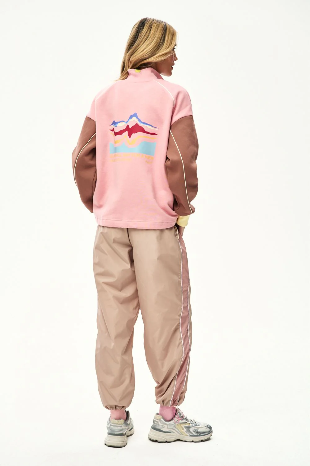 Climbing Day Zip-Up Sweatshirt - Image 12