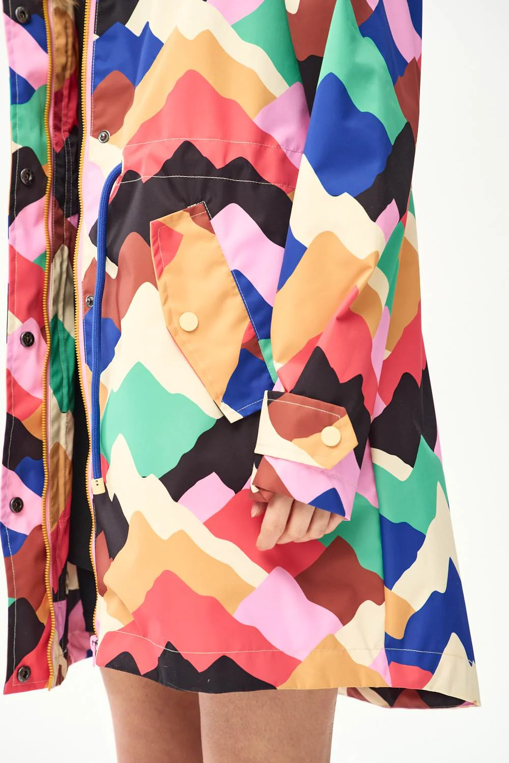 Color Hike Raincoat - Image 10