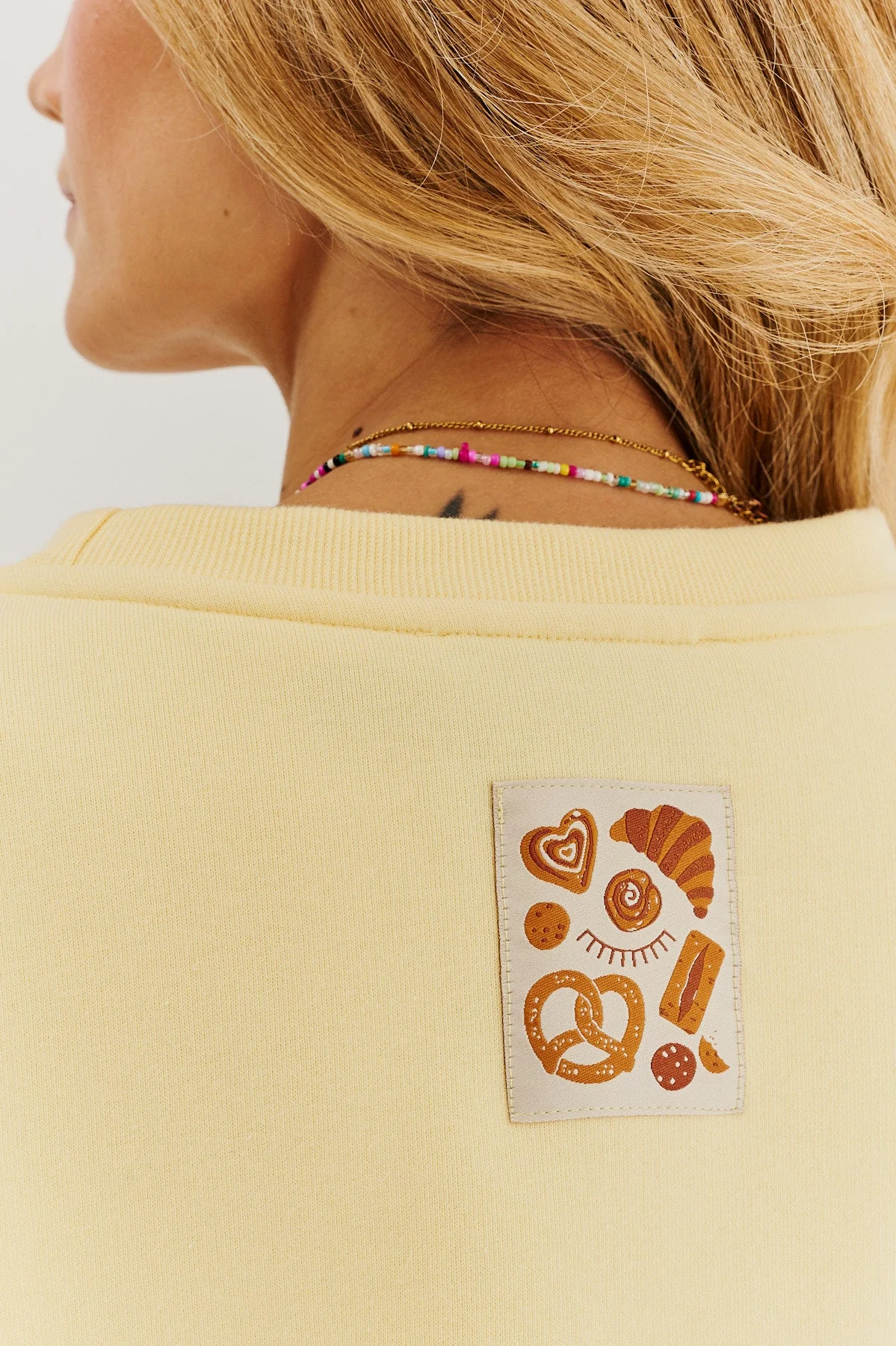 Love Language sweatshirt - Image 10