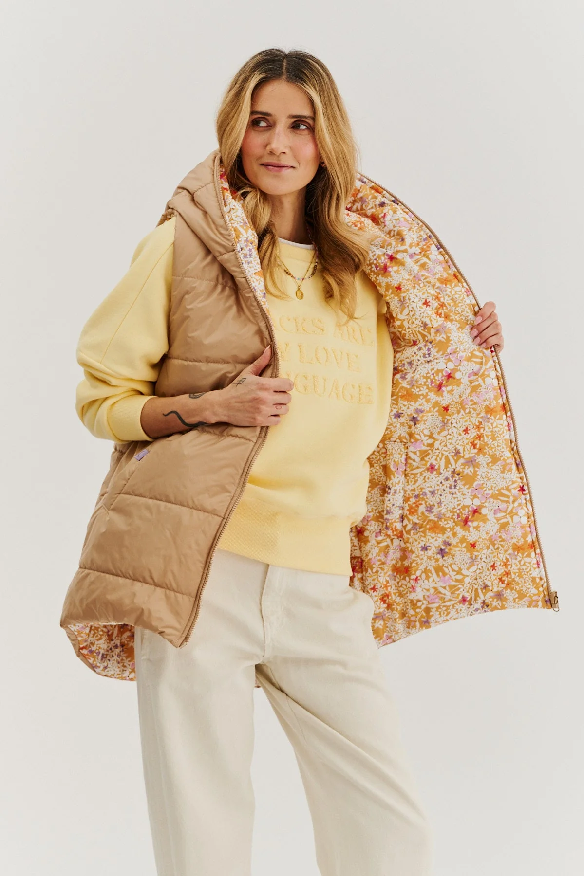 Love Language sweatshirt - Image 12