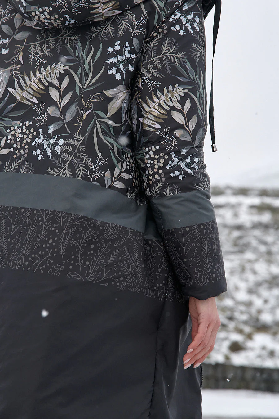 Moss Garden Reversible Quilted Coat - Image 14