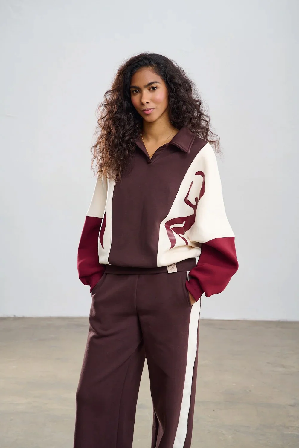 Dancers x Kit Agar Polo sweatshirt - Image 6