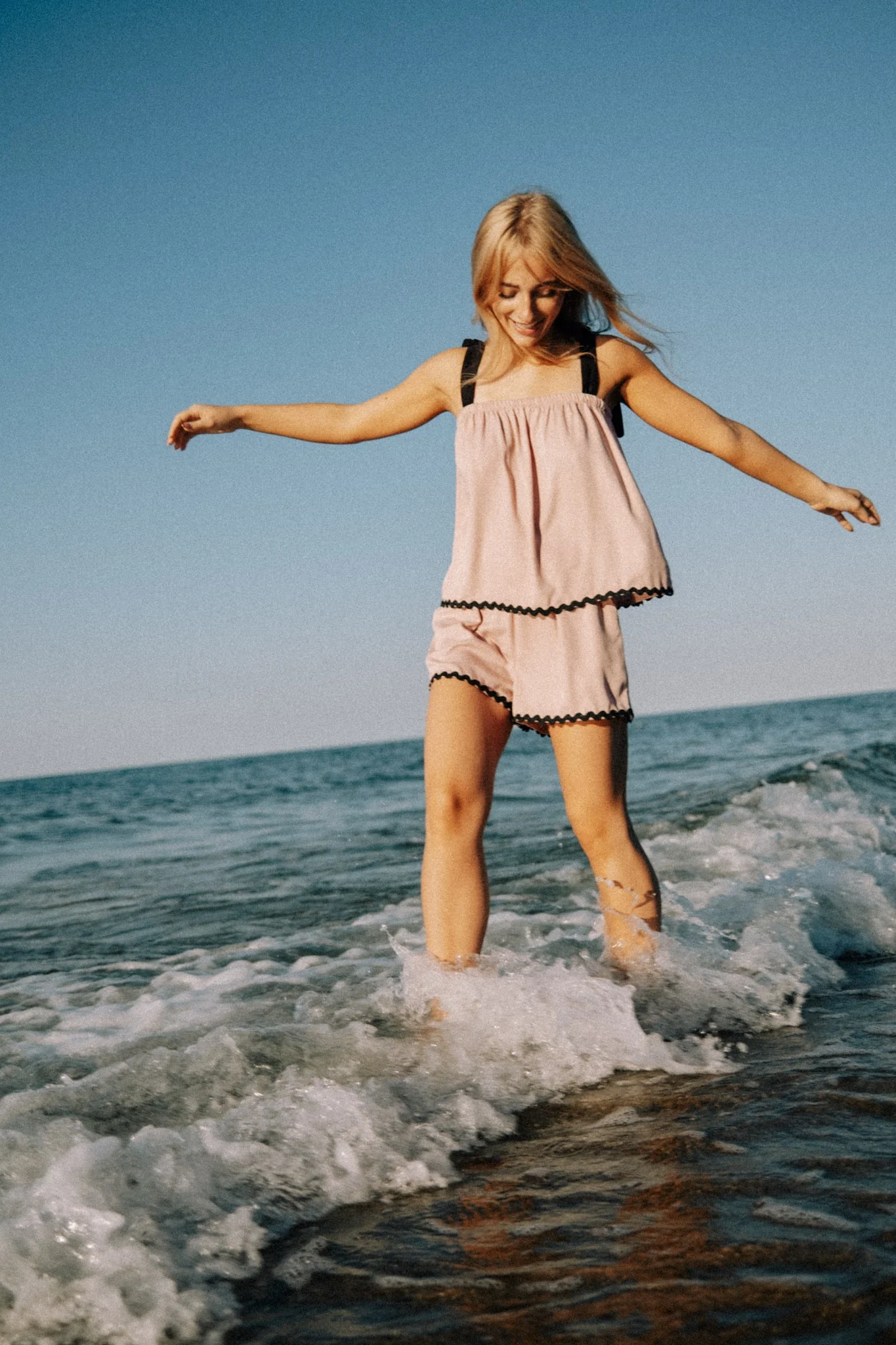 Rosy Lines shorts - Image 3