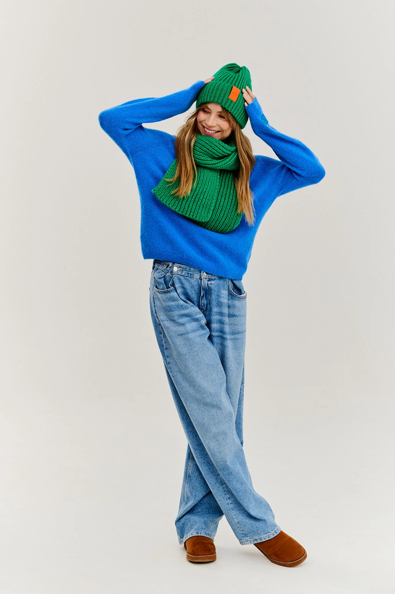Silent Symphony sweater - Image 11