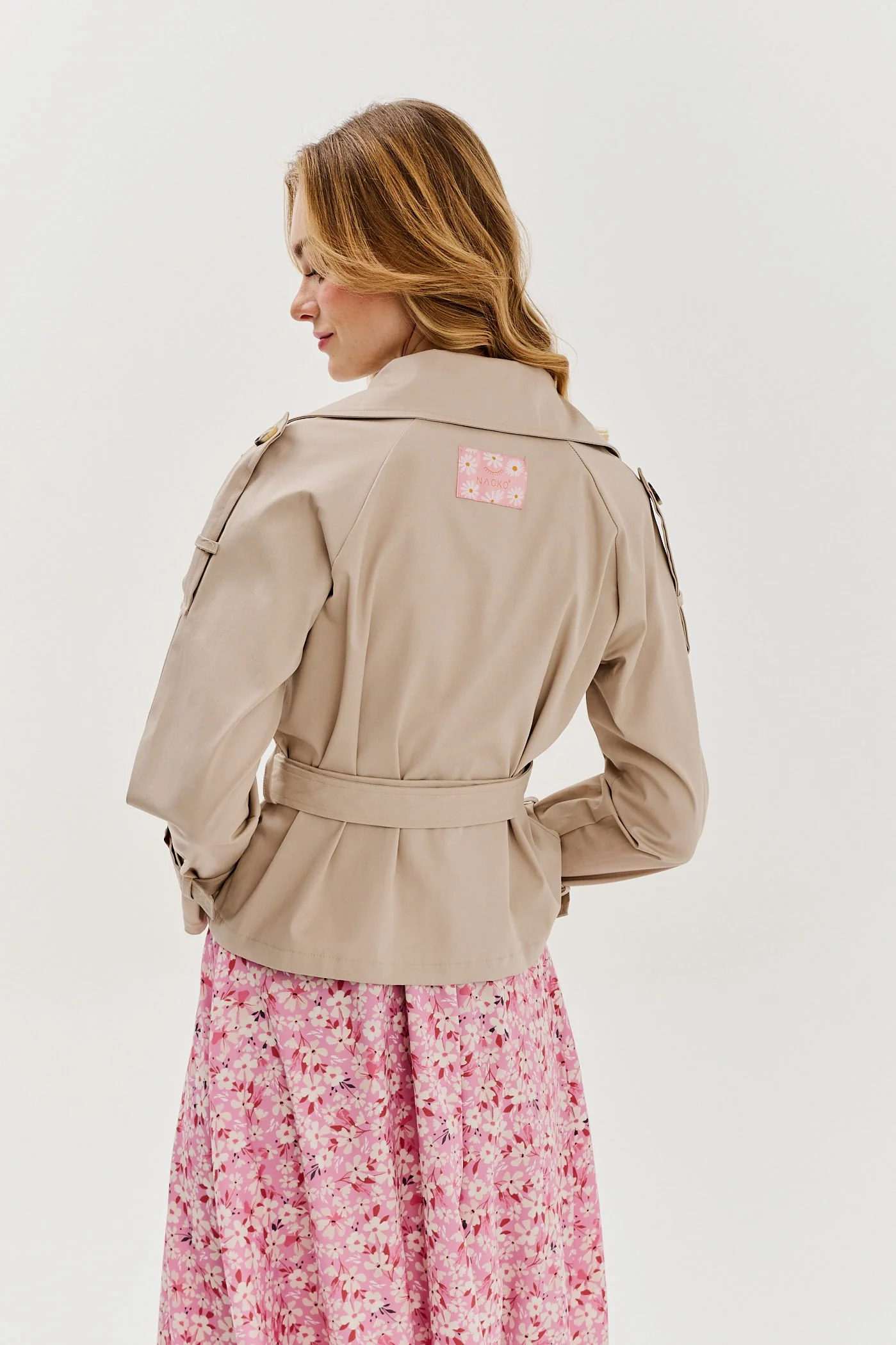 Sunlit Breeze short trench - Image 11