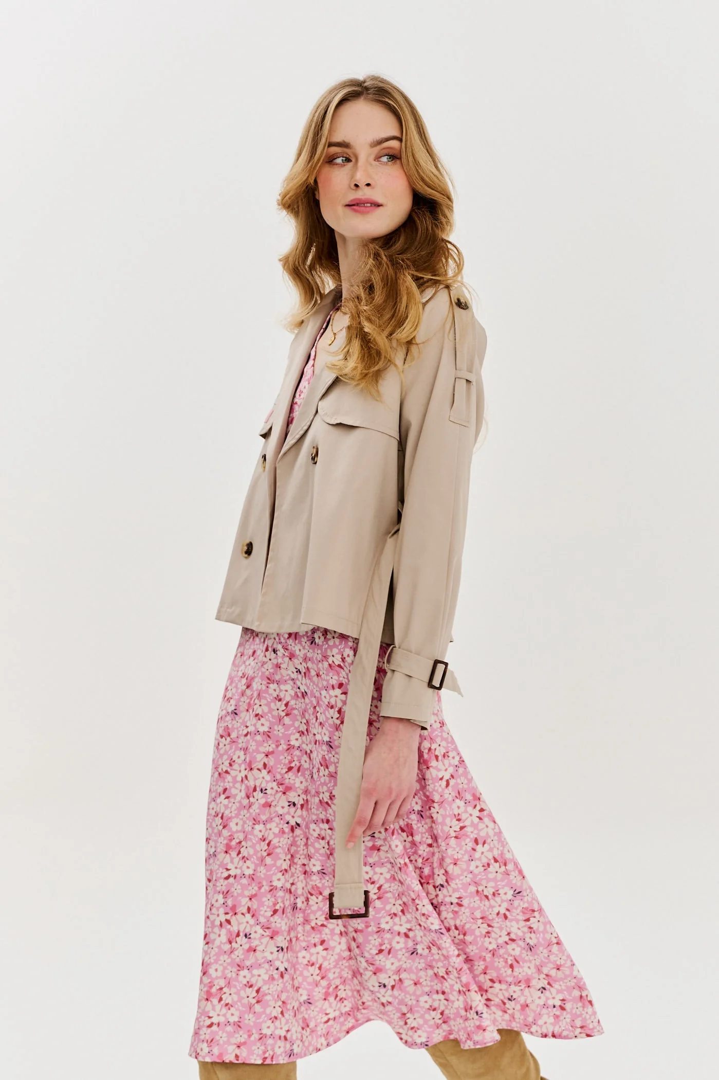 Sunlit Breeze short trench - Image 8
