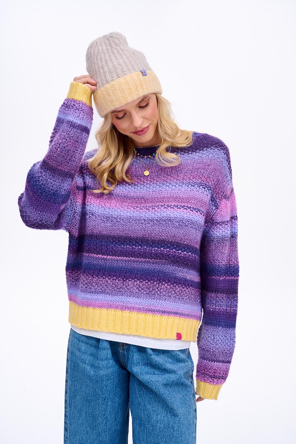 Sweet Berry wool blend sweater - Image 15