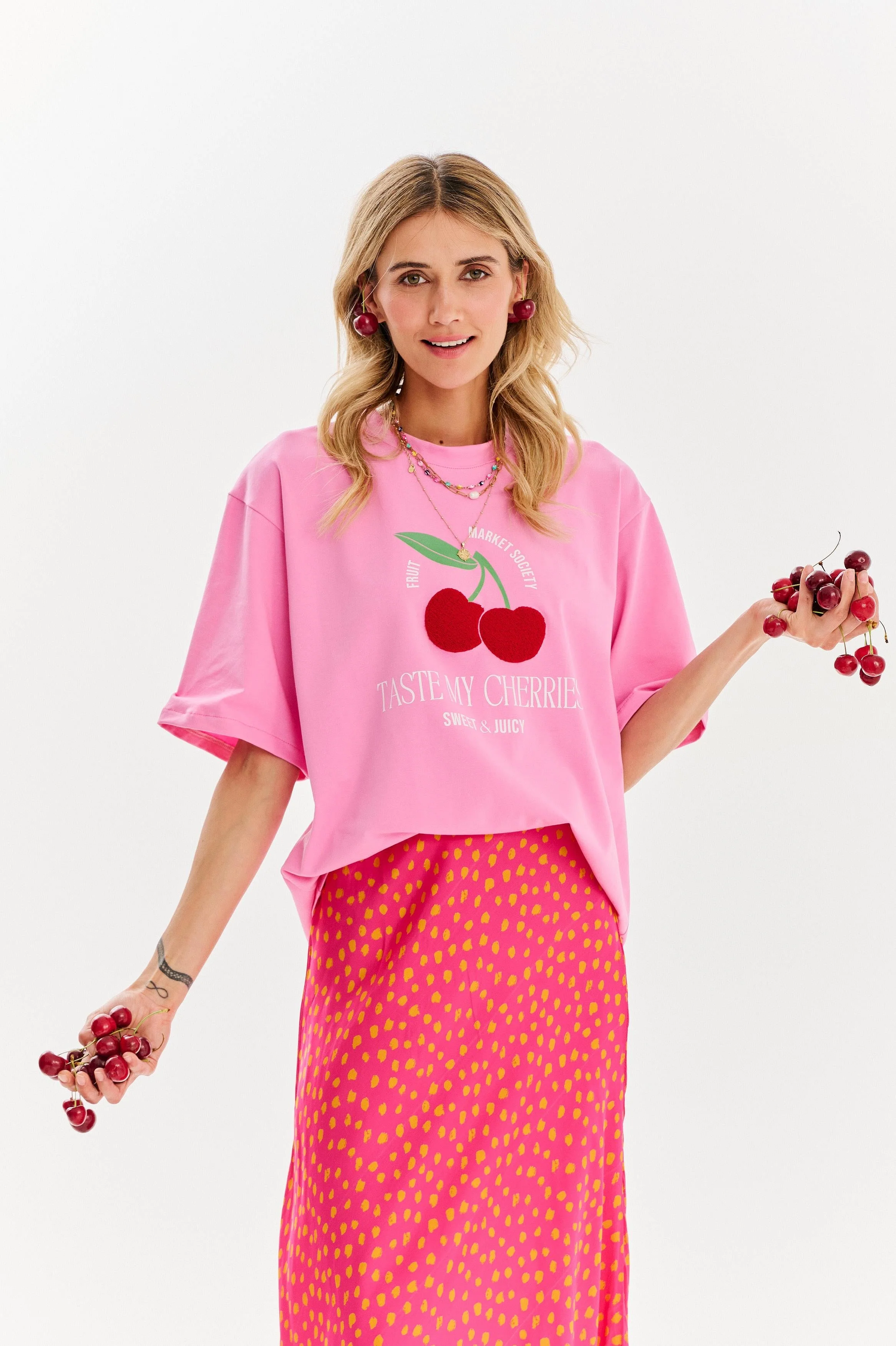 Taste My Cherries T-shirt - Image 9